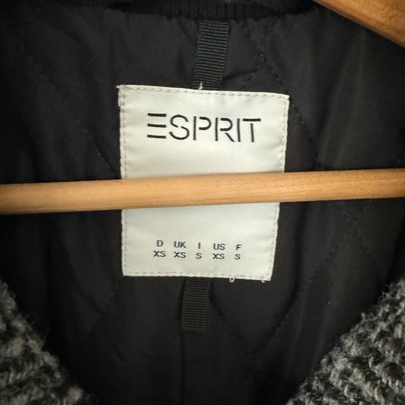 ESPRIT Woman's Jacket size US XS - Picture 3 of 6